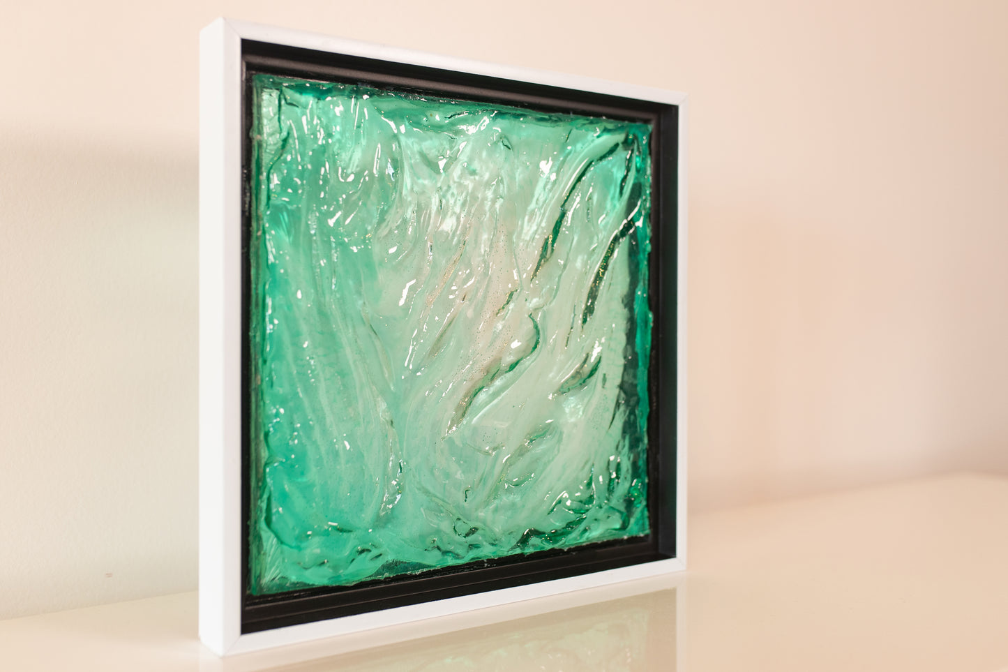 Waves of Resin (emerald green)
